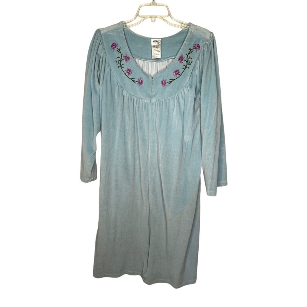 Vintage Gunit Fashions‎ Zip Robe